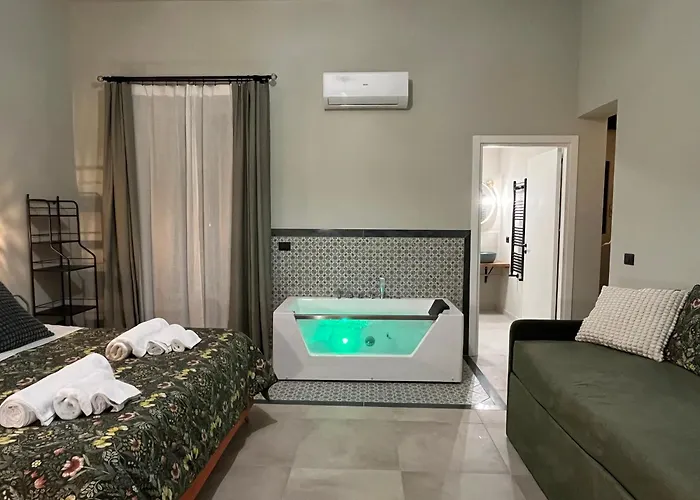 بيت ضيافة Garden Lux 3*