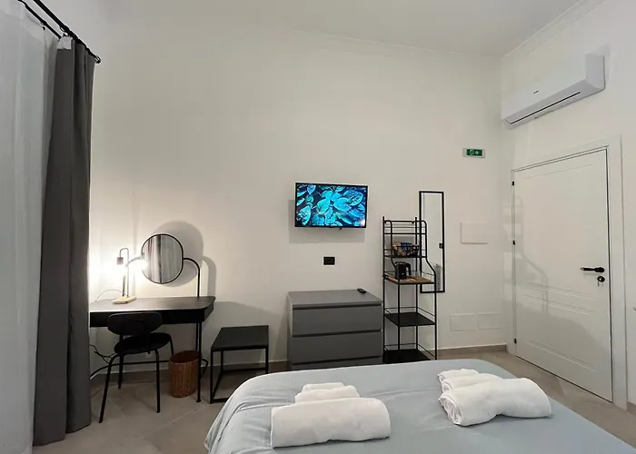 Garden Lux 3* باليرمو